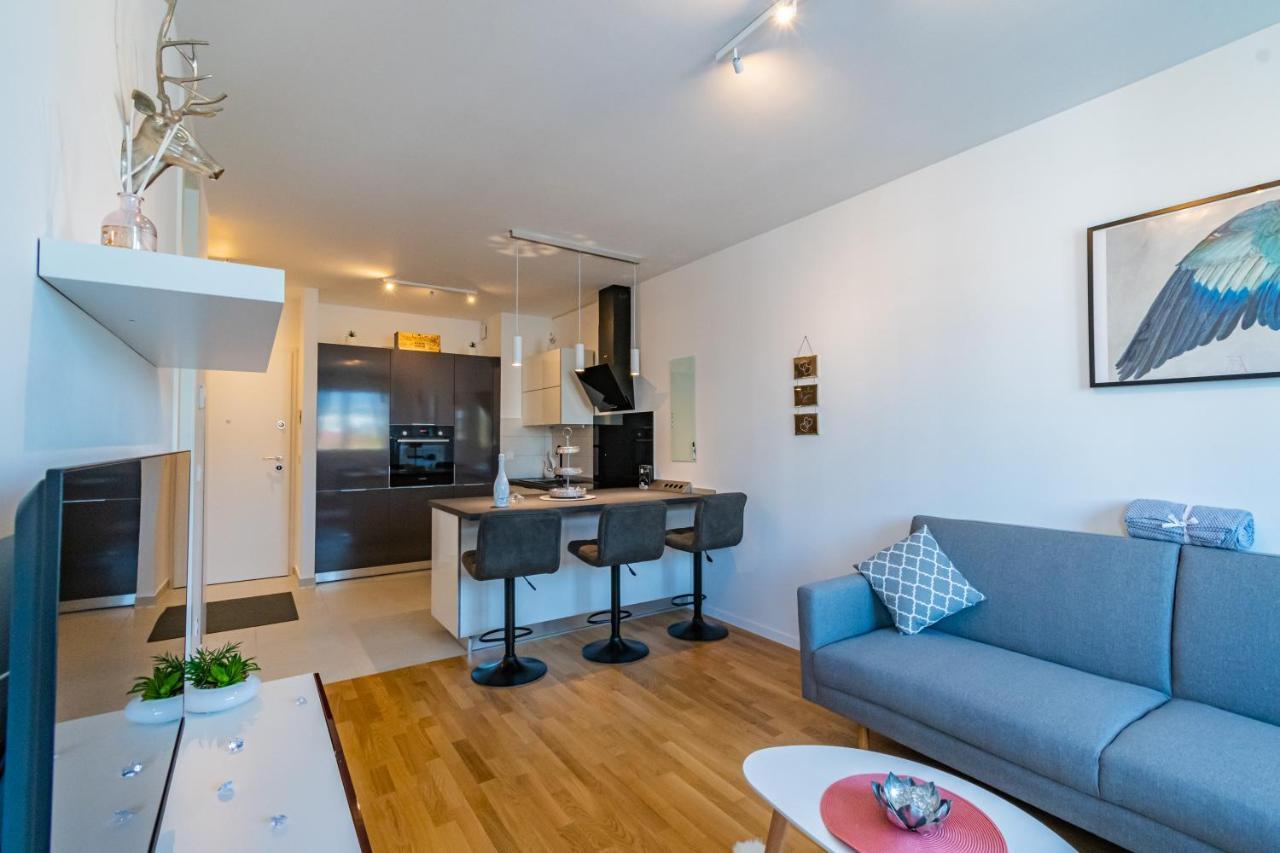 Flexible Selfcheckins 25 - Zagreb - Garage - Loggia - New - Luxury Apartment Luaran gambar