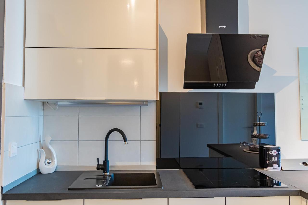 Flexible Selfcheckins 25 - Zagreb - Garage - Loggia - New - Luxury Apartment Luaran gambar