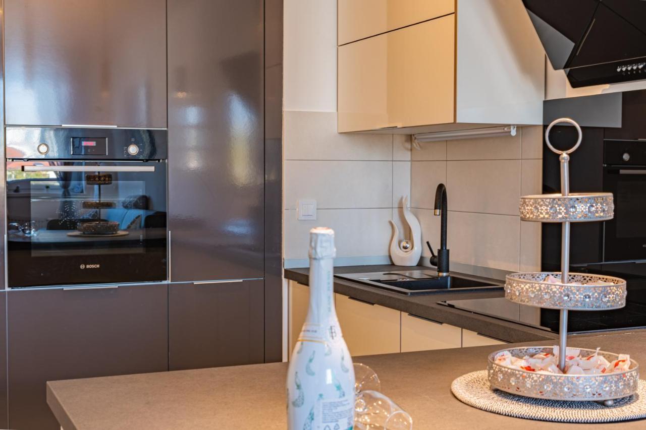 Flexible Selfcheckins 25 - Zagreb - Garage - Loggia - New - Luxury Apartment Luaran gambar