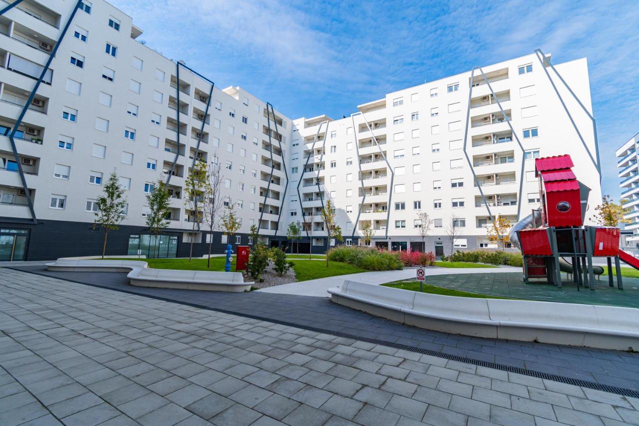 Flexible Selfcheckins 25 - Zagreb - Garage - Loggia - New - Luxury Apartment Luaran gambar